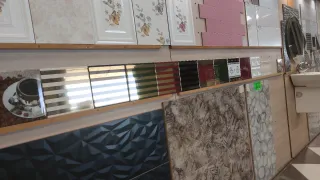 Cerámica decorativa de 20x20 a 3 euros por pieza.