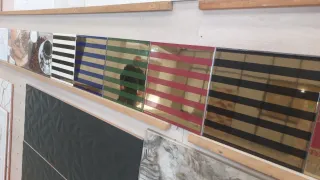 Cerámica decorativa de 20x20 a 3 euros por pieza.