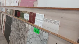 Cerámica decorativa de 20x20 a 3 euros por pieza.