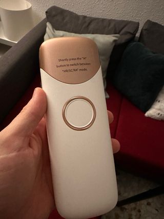 Depiladora IPL Rosa y Blanca