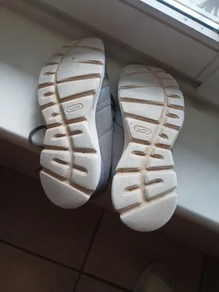 Scarpe uomo grigie e bianche