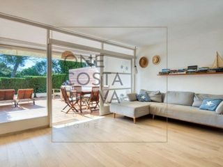 Piso en venta en Torre Valentina-Mas Vilar de La Mutxada-Treumal en Calonge