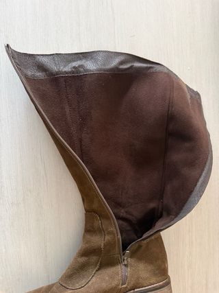 Botas de ante marrones