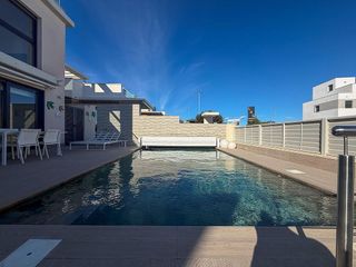 Chalet en venta en San Miguel de Salinas