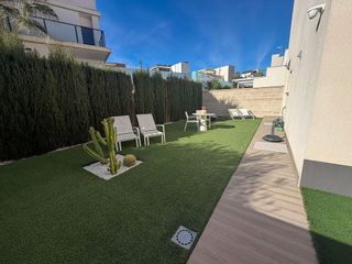 Chalet en venta en San Miguel de Salinas