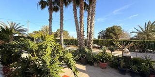 Chalet en venta en Las Bayas en Elche