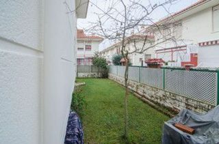 Casa adosada en venta en El Puntal en Laredo