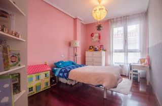 Casa adosada en venta en El Puntal en Laredo