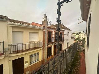 Casa adosada en venta en Salteras