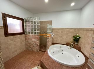 Chalet en venta en Algorós - El Derramador en Elche