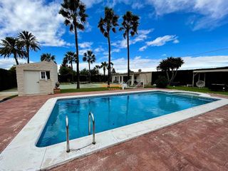 Chalet en venta en Algorós - El Derramador en Elche
