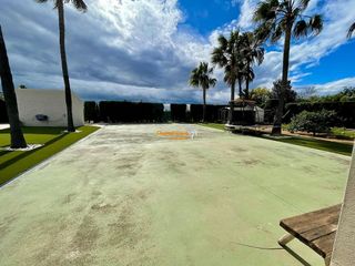 Chalet en venta en Algorós - El Derramador en Elche