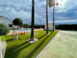 Chalet en venta en Algorós - El Derramador en Elche