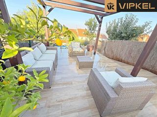 Casa adosada en venta en Castiñeiriño - Cruceiro de Sar en Santiago de Compostela