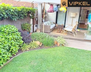 Casa adosada en venta en Castiñeiriño - Cruceiro de Sar en Santiago de Compostela