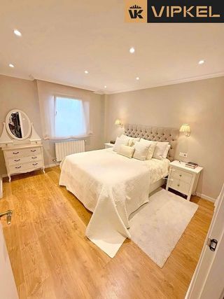 Casa adosada en venta en Castiñeiriño - Cruceiro de Sar en Santiago de Compostela