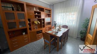 Casa adosada en venta en Este en Mérida