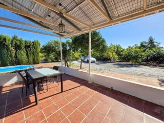 Casa rural en venta en Almijara - Capistrano - Cueva de Nerja en Nerja