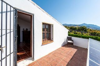 Casa rural en venta en Almijara - Capistrano - Cueva de Nerja en Nerja
