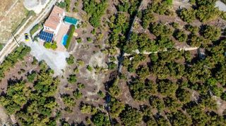Casa rural en venta en Almijara - Capistrano - Cueva de Nerja en Nerja