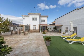 Chalet en venta en Otura