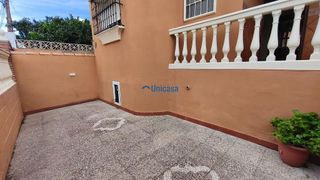 Casa pareada en venta en Puerto de la Torre - Atabal en Málaga