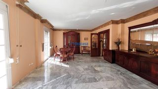 Casa pareada en venta en Puerto de la Torre - Atabal en Málaga