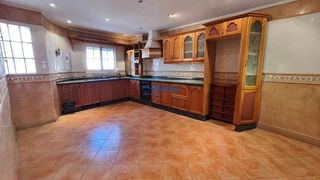Casa pareada en venta en Puerto de la Torre - Atabal en Málaga