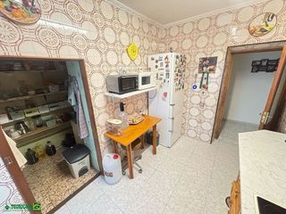 Casa adosada en venta en Membrilla