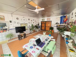 Casa adosada en venta en Membrilla