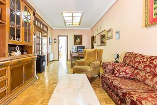 Chalet en venta en Petrer