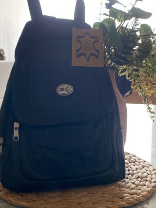 Mochila de piel M.C. Negra