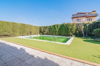 Chalet en venta en Gójar