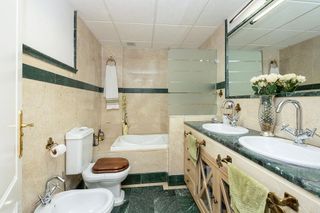 Casa adosada en venta en Crta. De la Sierra en Granada