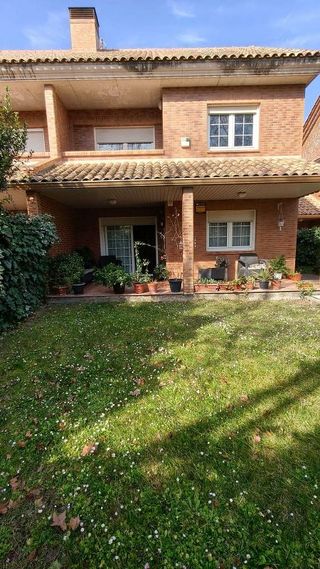 Casa pareada en venta en Montecanal en Zaragoza
