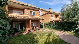 Casa pareada en venta en Montecanal en Zaragoza