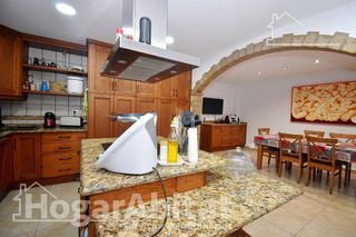 Casa adosada en venta en Nules