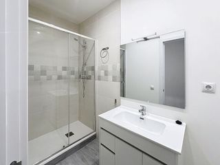 Piso en venta en El Raval en Barcelona