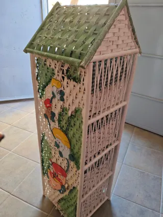 Mueble de 4 Cestas de Mimbre Diseño Infantil