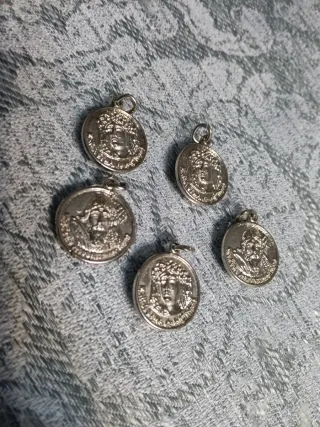 5 Medallas Hermandad  de la 0