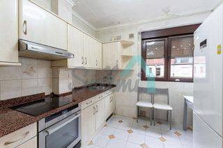 Piso en venta en Natahoyo en Gijón