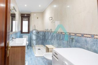 Piso en venta en Natahoyo en Gijón