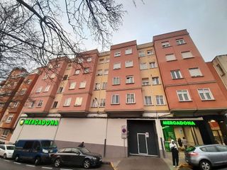 Piso en venta en Zona Sur en Burgos