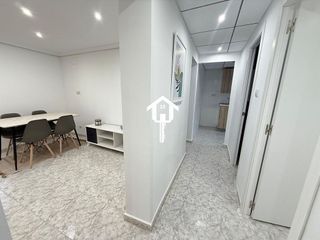 Piso en venta en Virgen del Remedio en Alicante