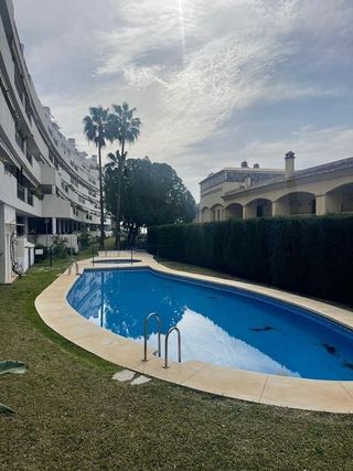 Piso en venta en Torrequebrada en Benalmádena