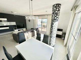 Piso en venta en Pego