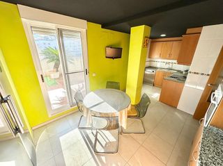 Piso en venta en Pego