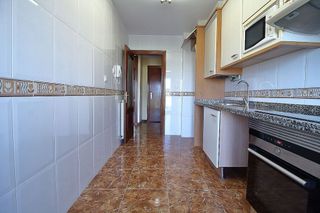 Piso en venta en Perchera en Gijón