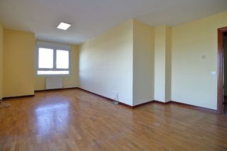 Piso en venta en Perchera en Gijón