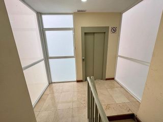 Piso en venta en Lucero en Madrid